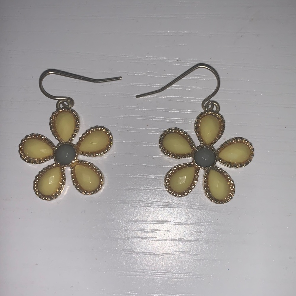 Yellow and grey flower dangling earrings